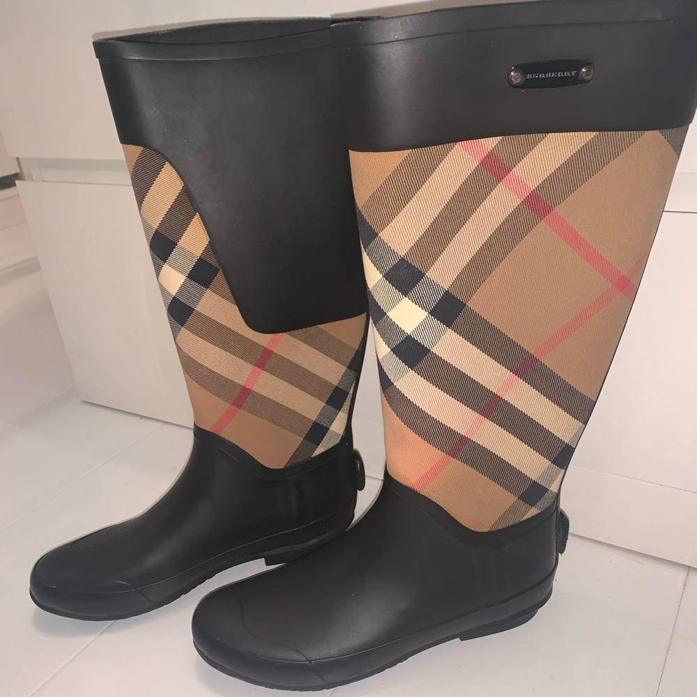 Burberry Rainboots